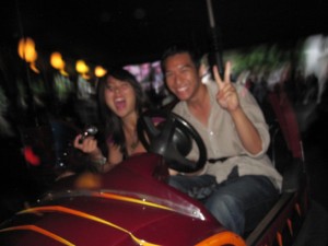 W and SB bumper cars-ing. Doesn't W look surprised, hahaha.